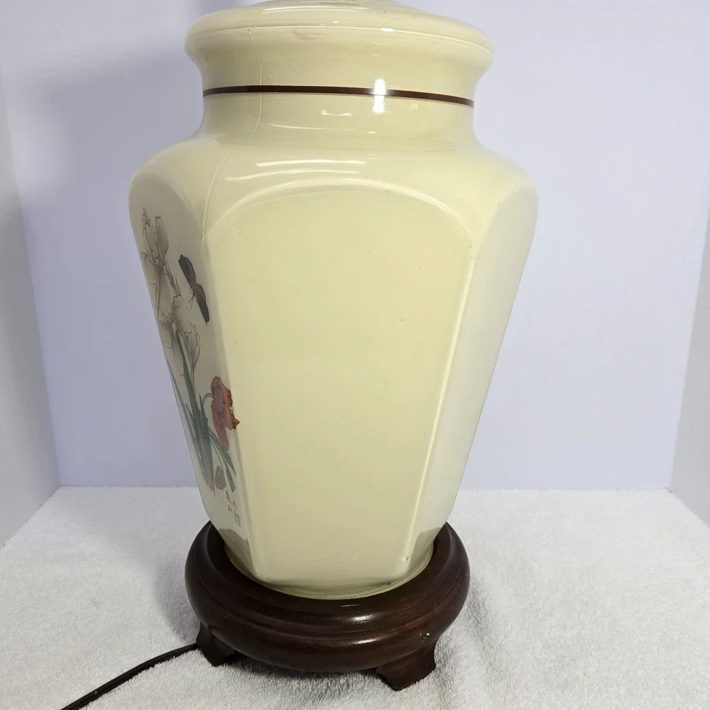 MCM Chinese Ginger Jar Iris Poppy Butterfly Gold Accent Large Table Lamp NO BULB